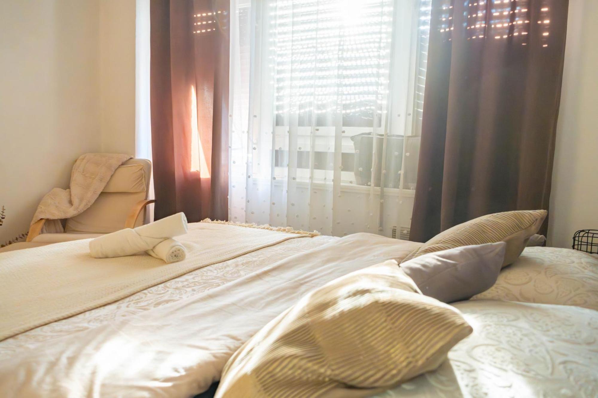 Apartman Lili Книн Экстерьер фото